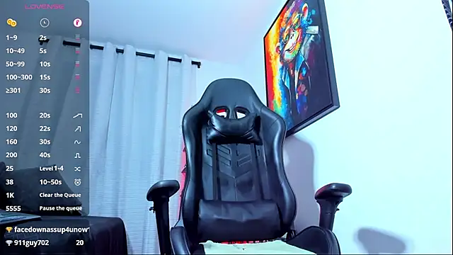 aronvillegas live sex cam