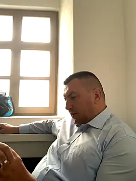 Mike8523 live sex cam