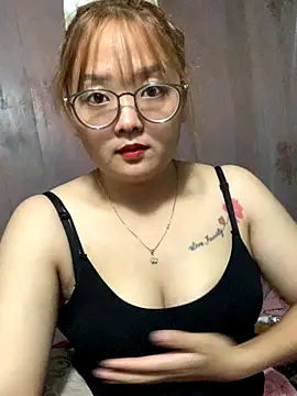 July-y live sex cam