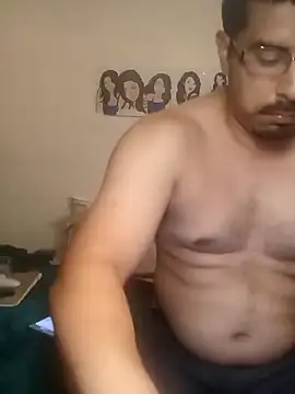 k1oudE live sex cam