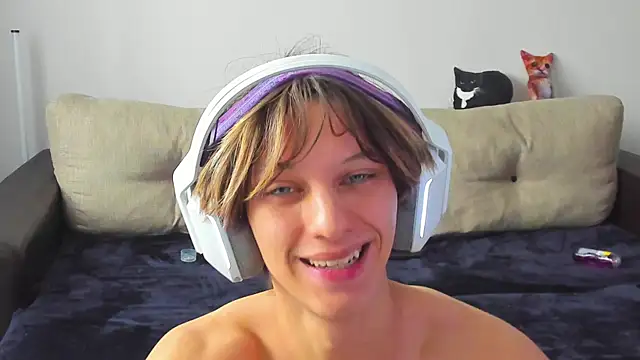 Ostin_meow live sex cam