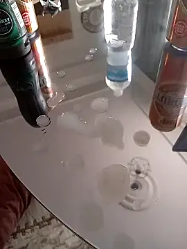 NiiiRvaNaa live sex cam