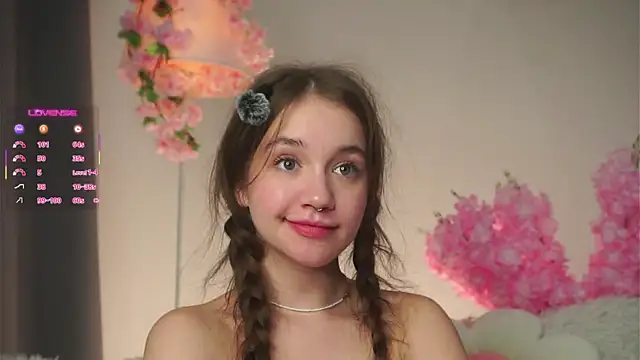 AmiLewis live sex cam