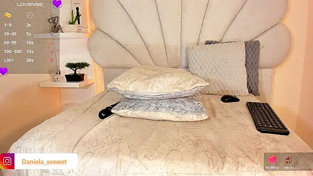 Danielaangelina live sex cam