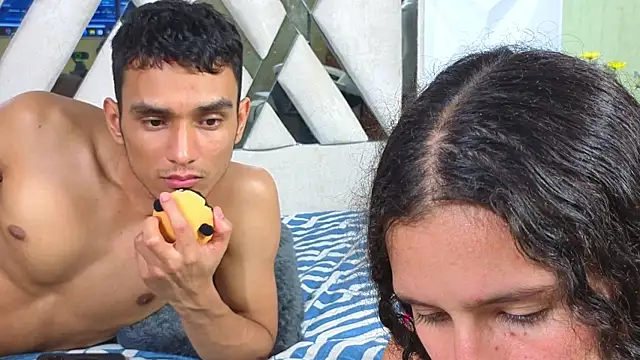 Antonella_and_axel_ live sex cam