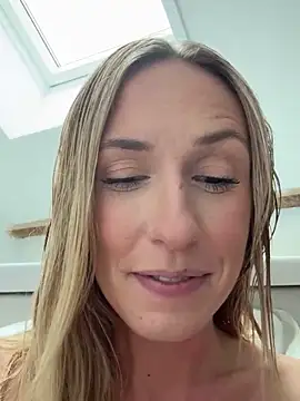 lola_tentatiion live sex cam