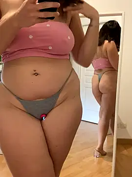 Chloe-taa live sex cam