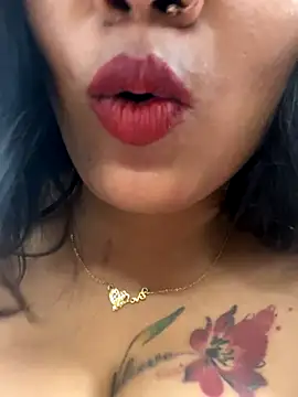 V-Hot-Sweti live sex cam