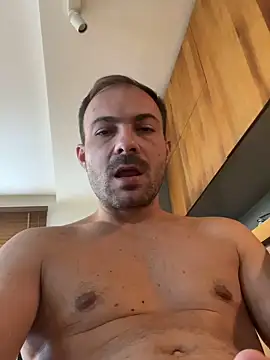 Adventurehotman live sex cam