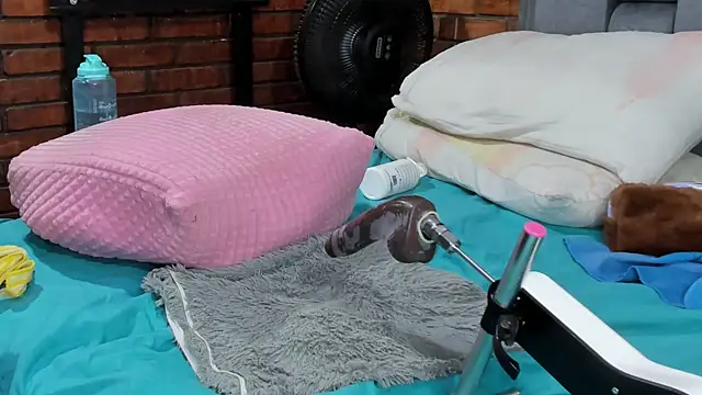 Couple_Gold69 live sex cam