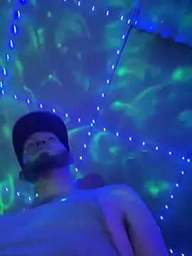 GenitalWars live sex cam