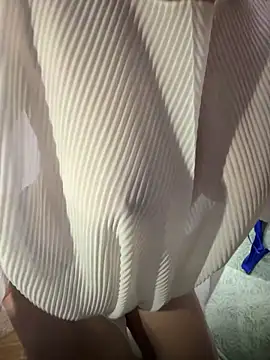 AliseShyness live sex cam