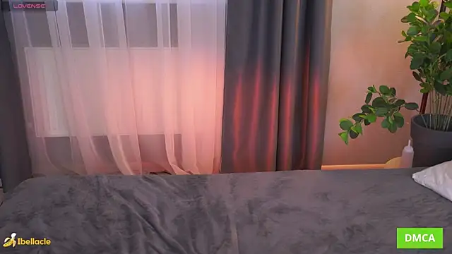 Bellacle live sex cam