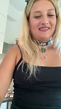 MileySummer live sex cam