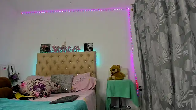 shantallhotxx live sex cam