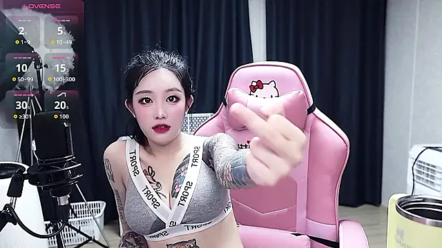 SHENSHEN-2025 live sex cam