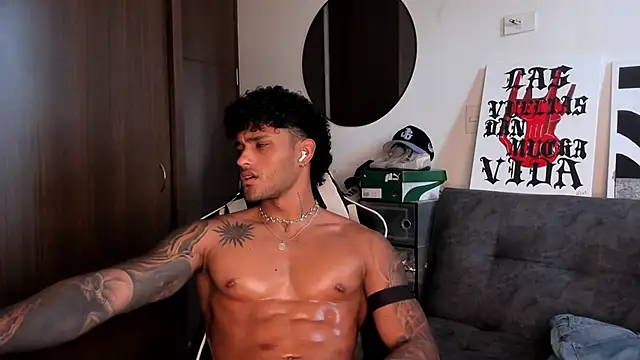Alessandro_Vanni live sex cam