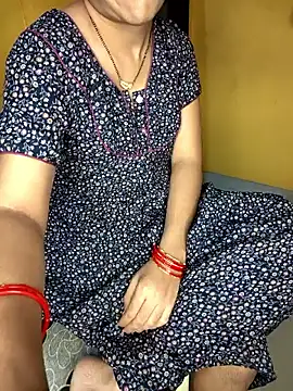 Innocent-pilla live sex cam