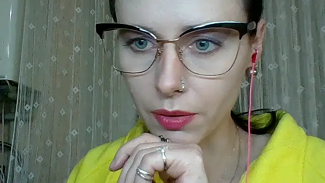 LuminousLady live sex cam