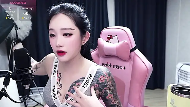 SHENSHEN-2025 live sex cam