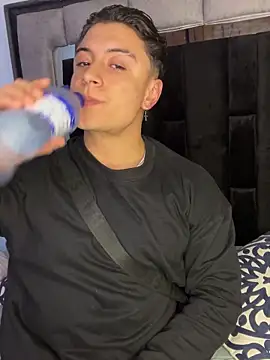 MR_MUSCLE live sex cam