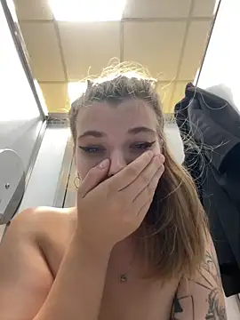 Holy_Tereza live sex cam