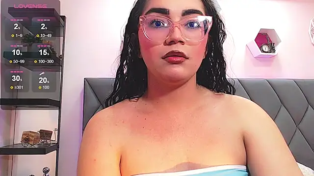 Dalis_Hills live sex cam