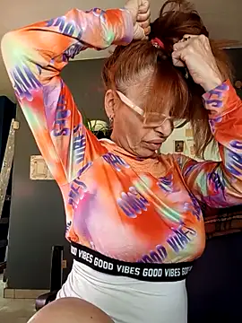 FrozenWaffle live sex cam