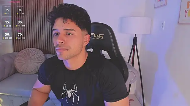 liam_collins21 live sex cam