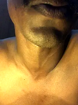 Jordipolla9inchesplus live sex cam