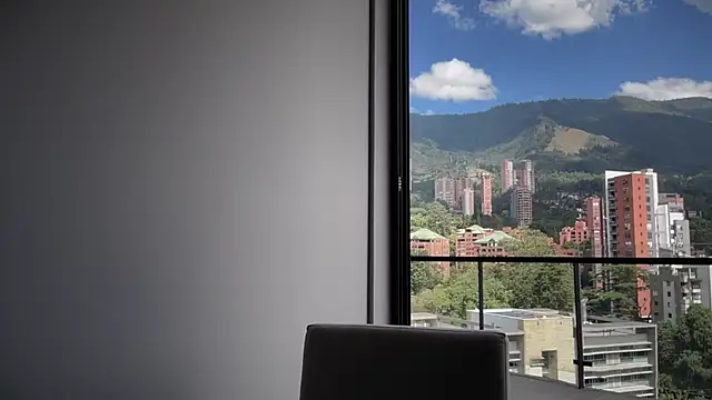 romeolovedark live sex cam