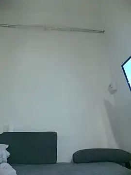 Fifi83Bell live sex cam