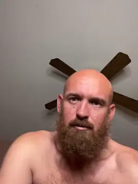 32XRedBeard live sex cam