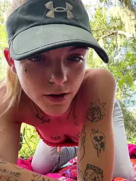 ittybittymeryssa live sex cam