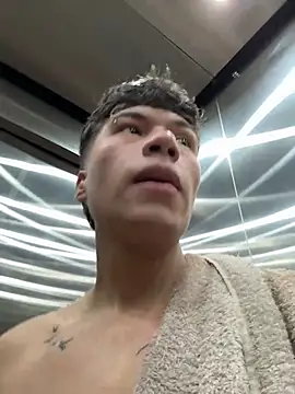 Logan_smith1 live sex cam