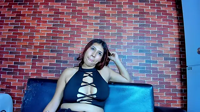 Annyeli live sex cam