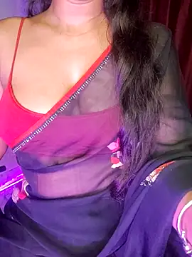 SexyAndHottie live sex cam