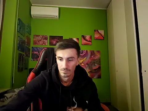 MASTERBULLY live sex cam