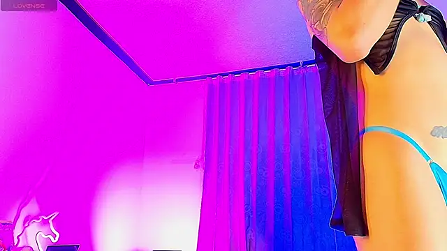 GIRLS_OFFICIALL__ live sex cam