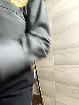 Ariana-07 live sex cam