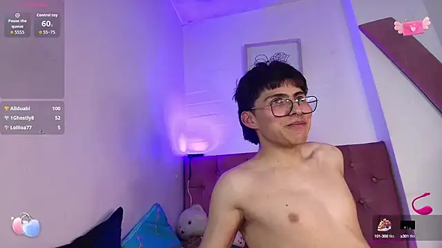PepperTwink live sex cam