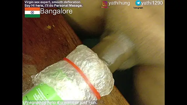 KingCobraClassy live sex cam