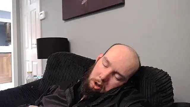 Chubbydan live sex cam