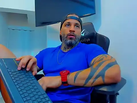 JoshRigby live sex cam