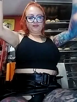 EMILY_ROUSSE71 live sex cam