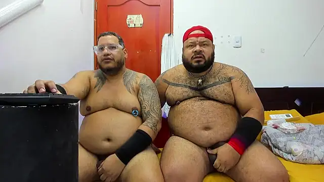 FetishBearsBig live sex cam