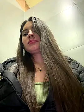 Isabella21_ live sex cam