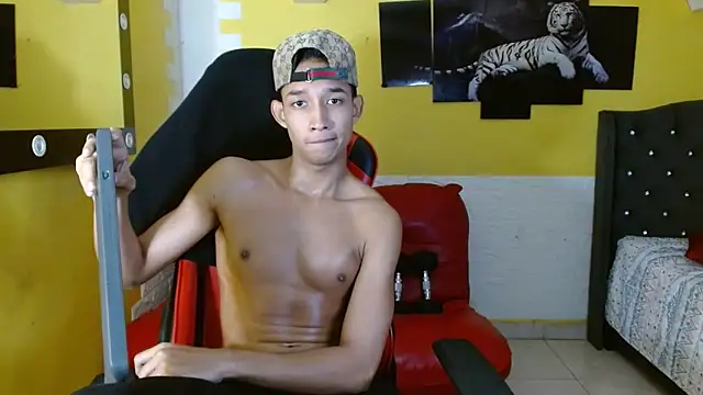 jose_sexycumm live sex cam