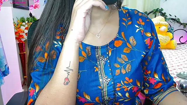 thyAnvi live sex cam