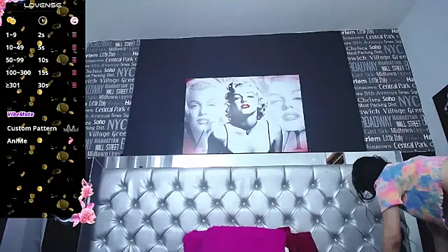 _nicolehotshemale live sex cam